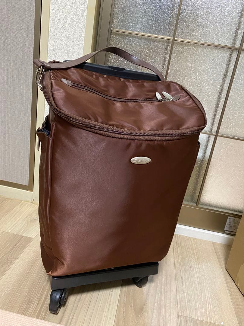 SWANY キャリーバッグ