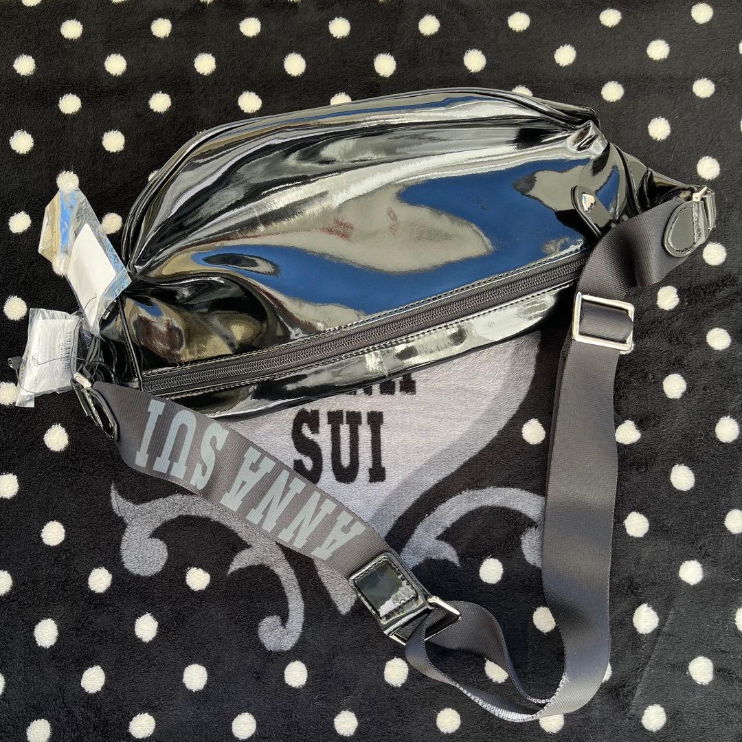 ANNA SUI ブラック ボディバッグ スタッズ付き