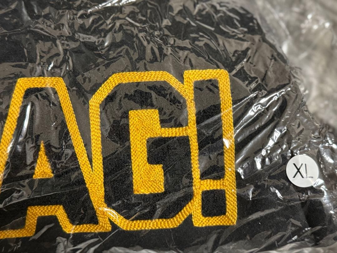 値下中【未使用品】新しい学校のリーダーズAG!ロゴスタジャン!XL公式限定グッズ
