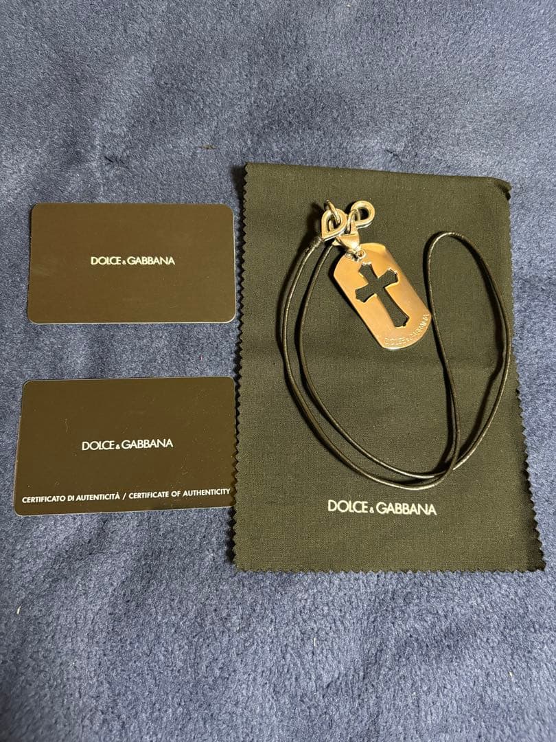 DOLCE&GABBANA ドッグタグ クロス ネックレス