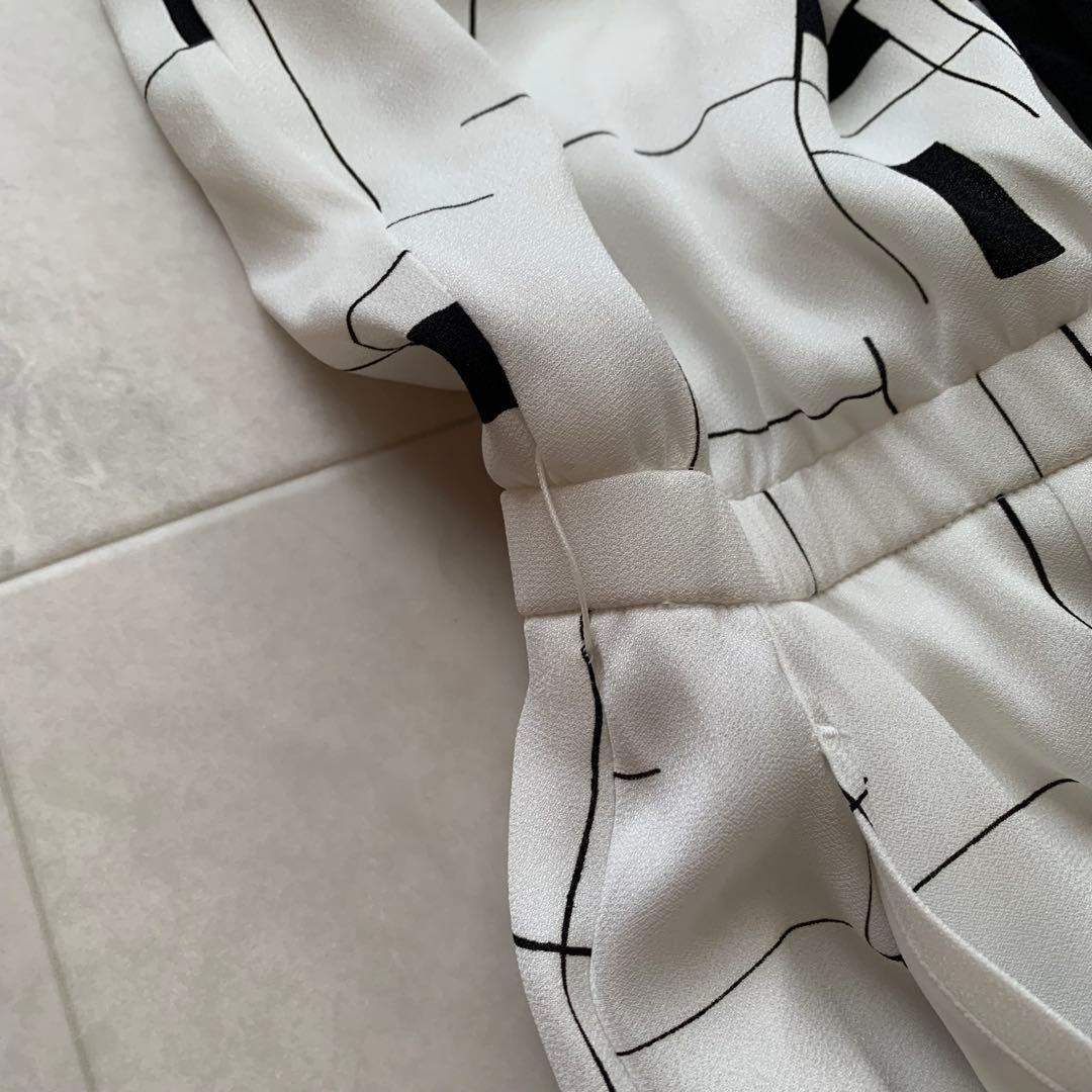 24SS♡美品♡ピンキーアンドダイアン ボウタイ ワンピース 幾何学 38