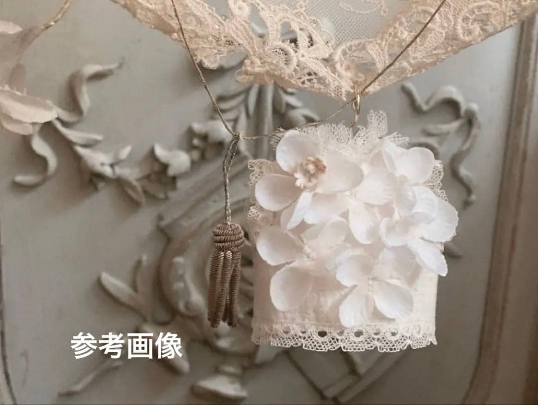 operetta 作家様　お花のビスチェ　ベスト　ドール服　ブライス