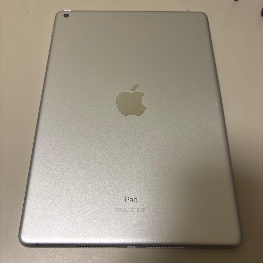 iPad 第9世代 シルバー 64GB