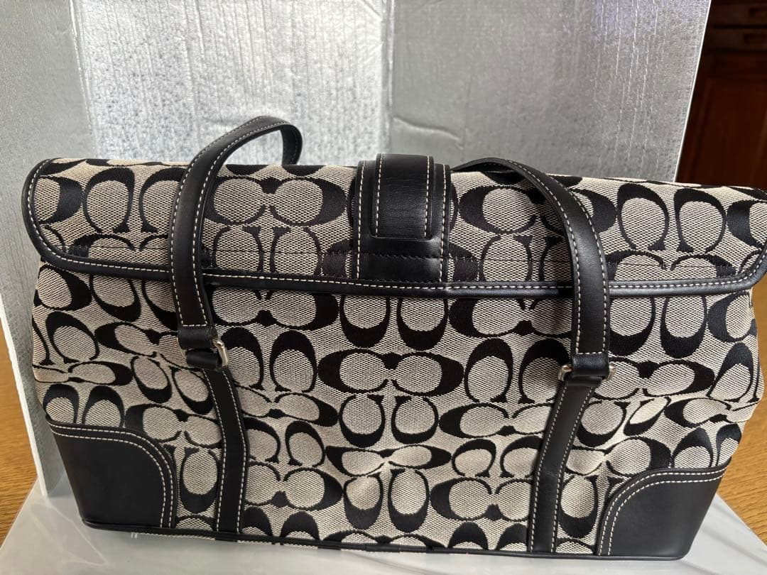 セール‼️Coach ボストンバッグ グレー/ブラック横35×横23×幅10cm