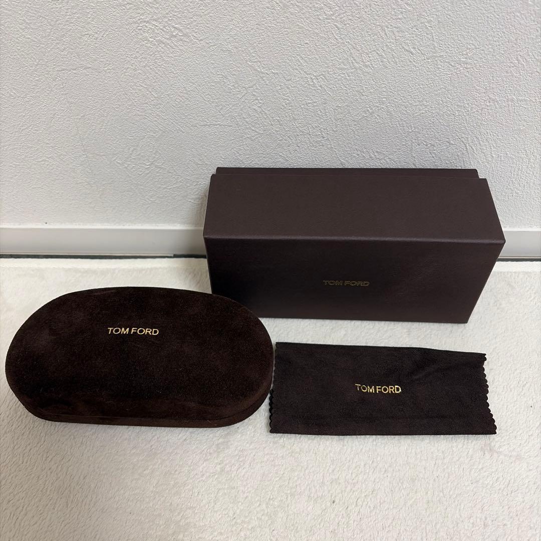 【美品】トムフォード　TOM FORD TF-862-01B サングラス