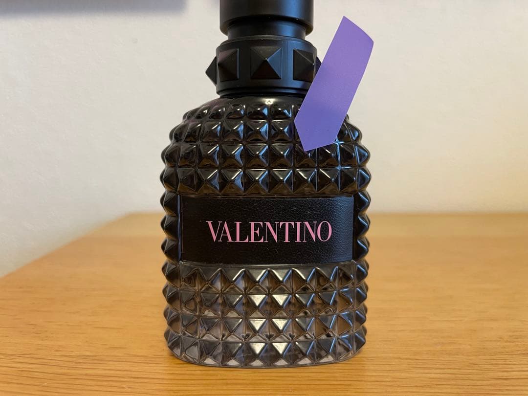 VALENTINO ヴァレンティノウオモボーンインローマ　オードトワレ 50ml