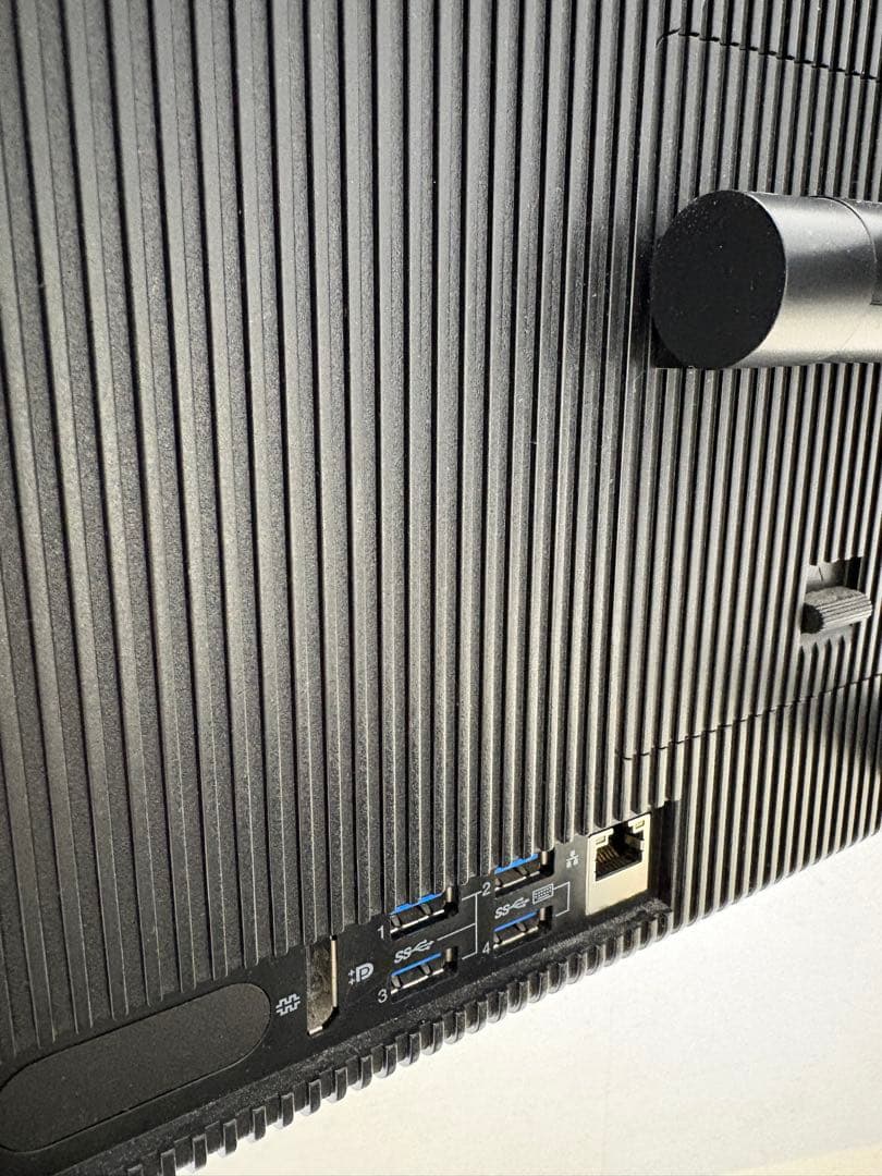 LenovoThinkCentreM920zオールインワンデスクトップやや難あり