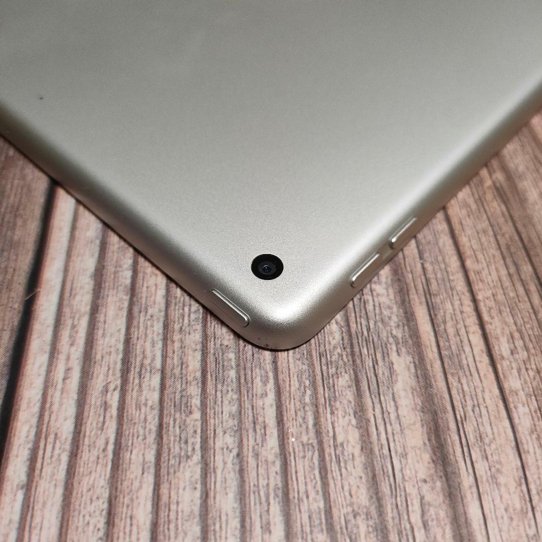 iPad 第7世代 32GB シルバー 美品 バッテリー99%