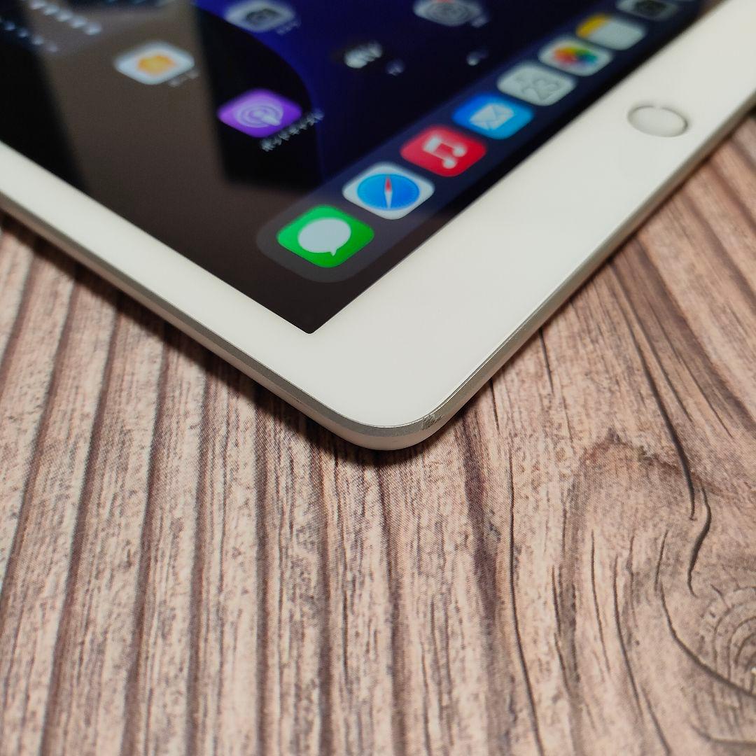 iPad 第7世代 32GB シルバー 美品 バッテリー99%