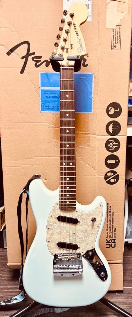 元箱付Fender USA American Performer Mustang