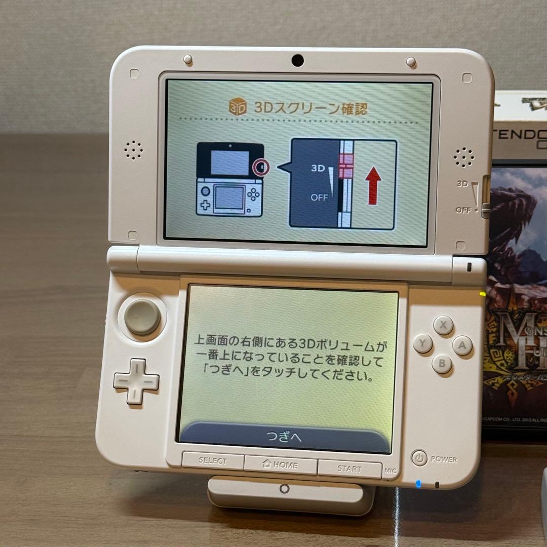 5-267【美品】ニンテンドー3DS LL アイルーホワイト 箱付き