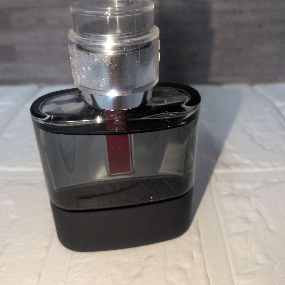 プラダ ルナロッサ　カーボン　オーデトワレ　50ml 残量9割程度