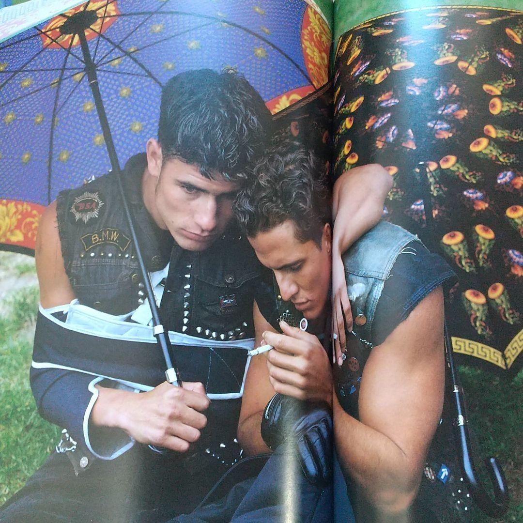 希少品 ヴェルサーチ VERSACE 写真集