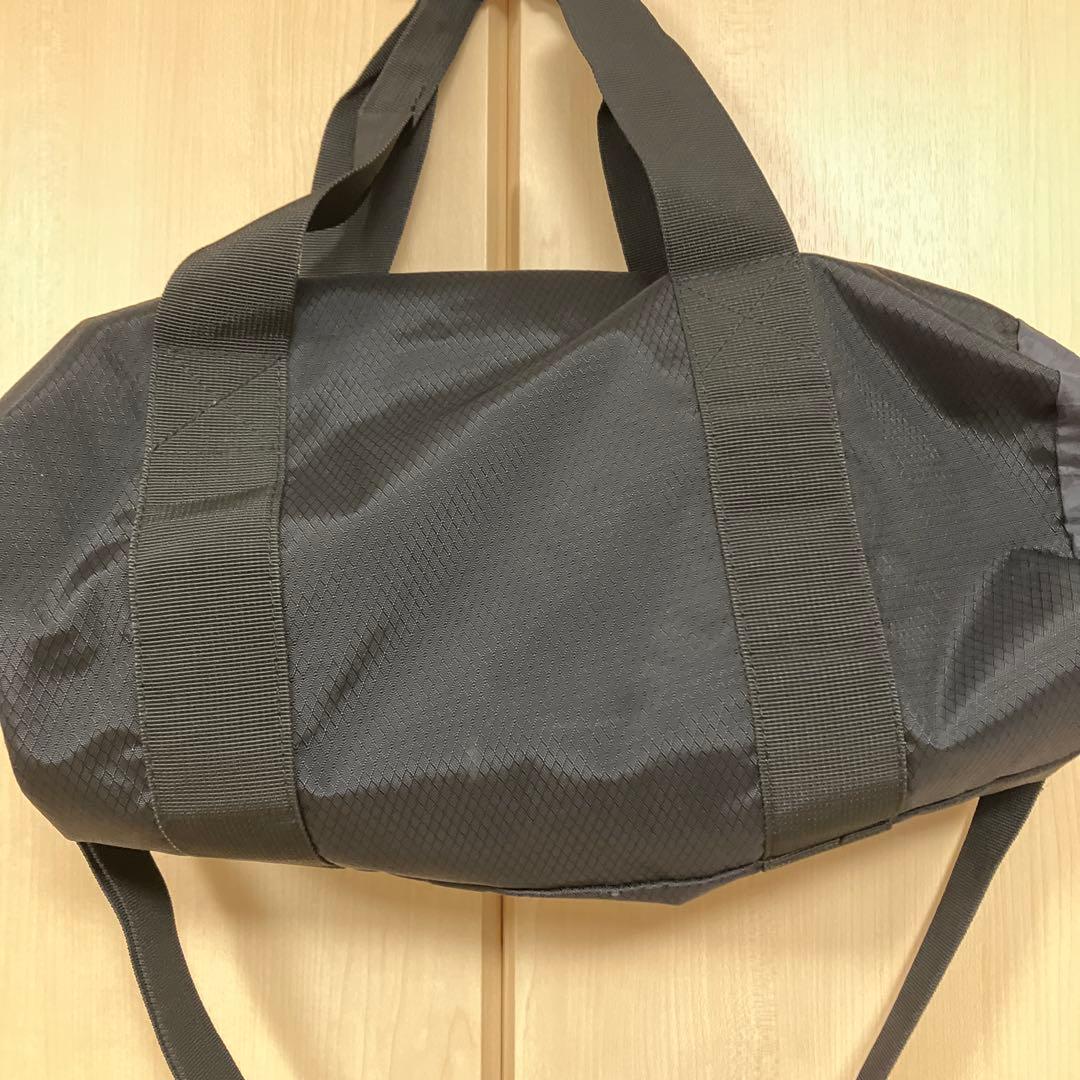 レア？STUSSY CLASSIC ブラック ドラムバッグ