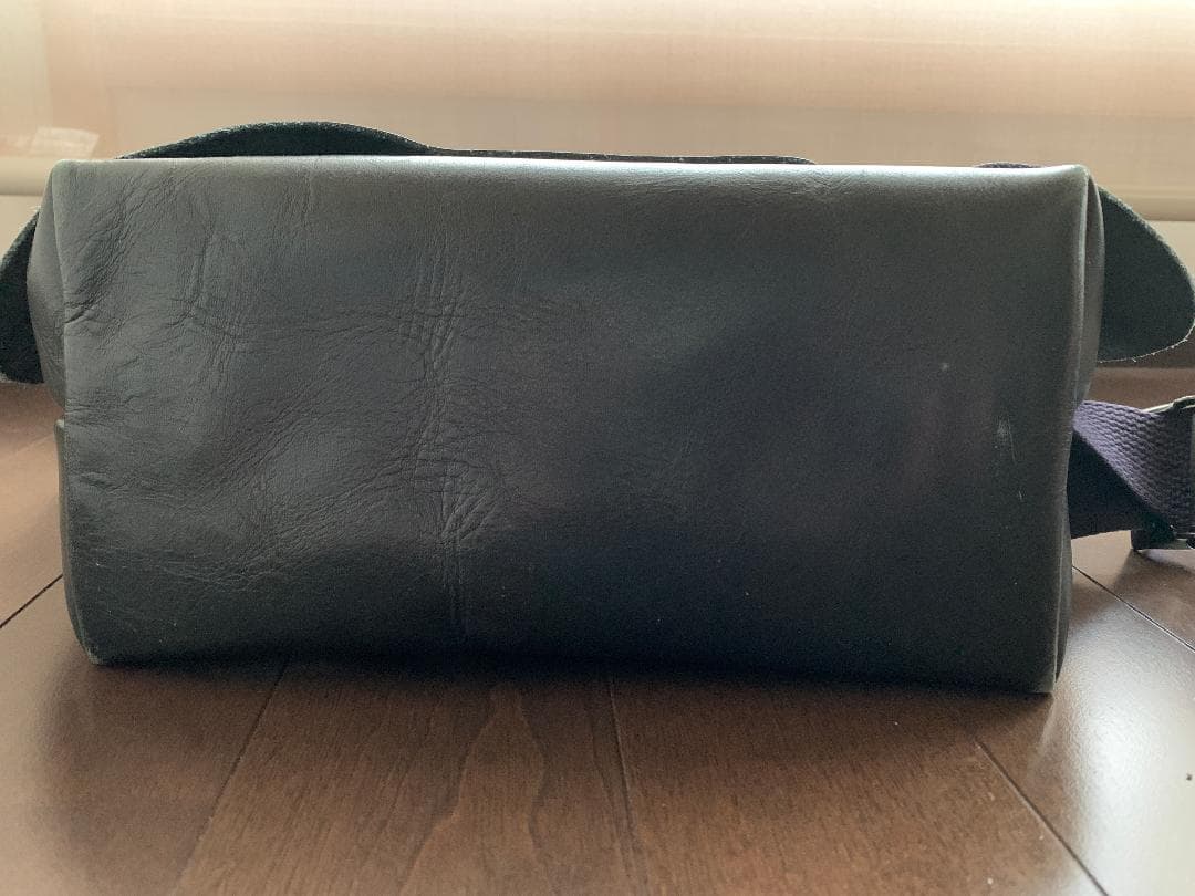 Uni&co. メッセンジャーバッグ (XS)/DARK NAVY