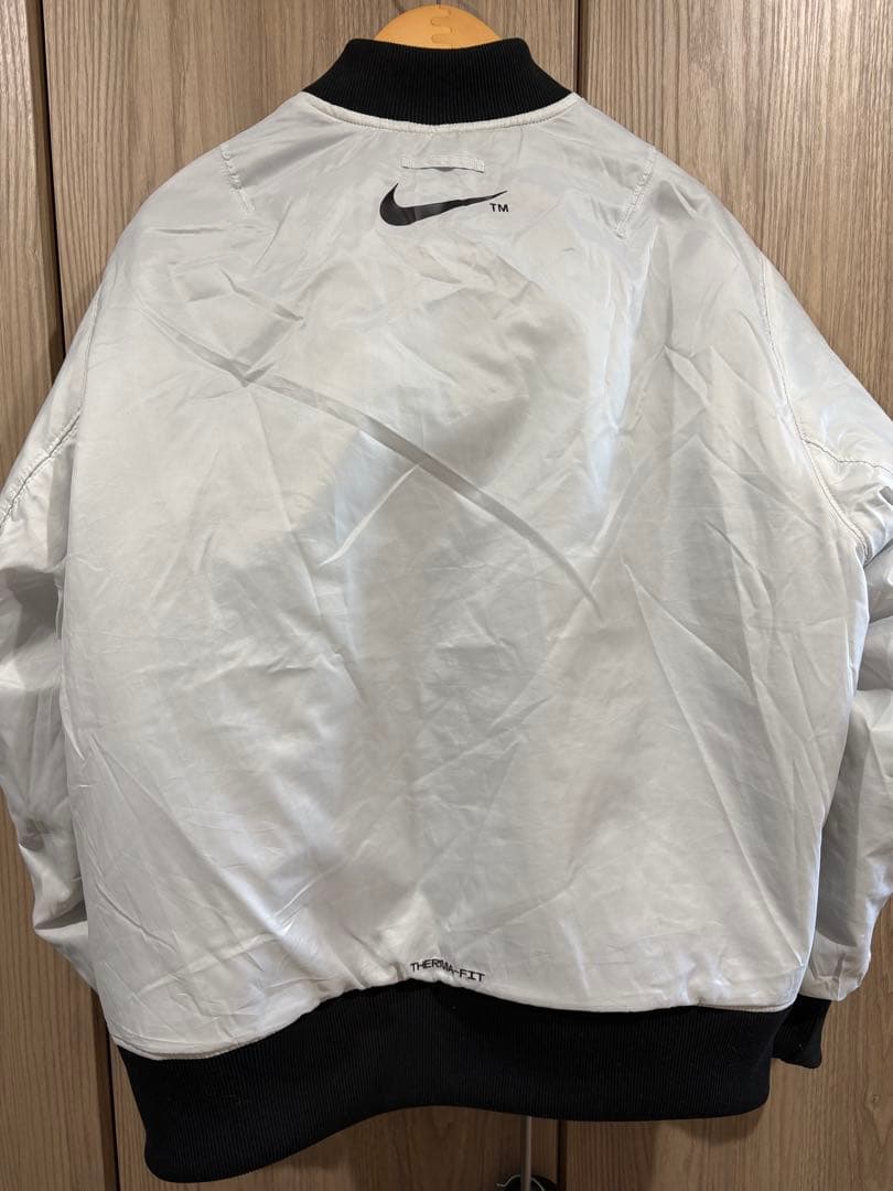 NIKE SWOOSH REVERSIBLE BOMBER ボンバージャケット