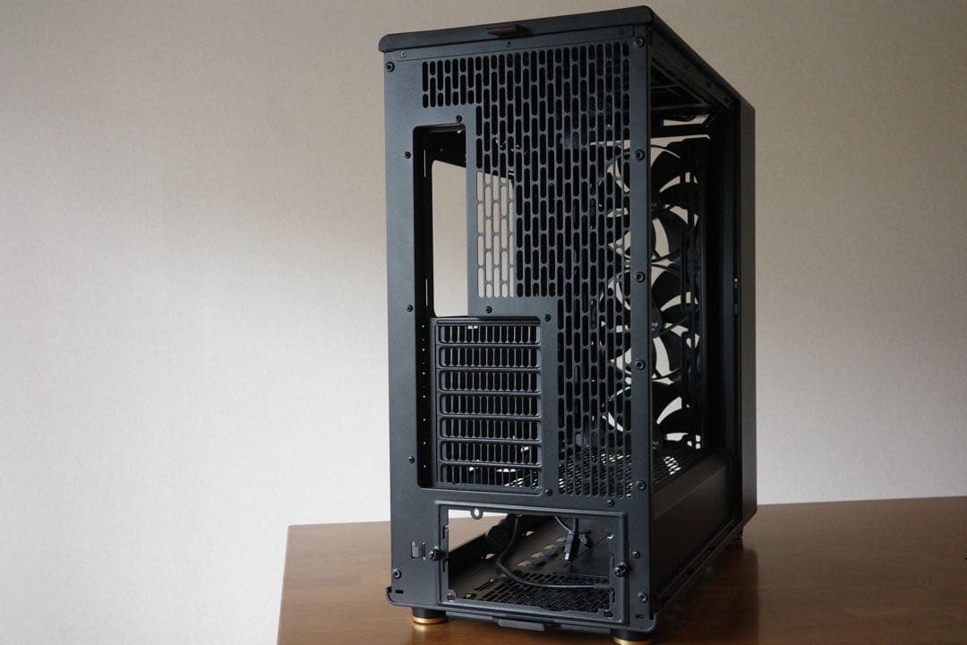 PCケース(自作PC用) Fractal Design North XL