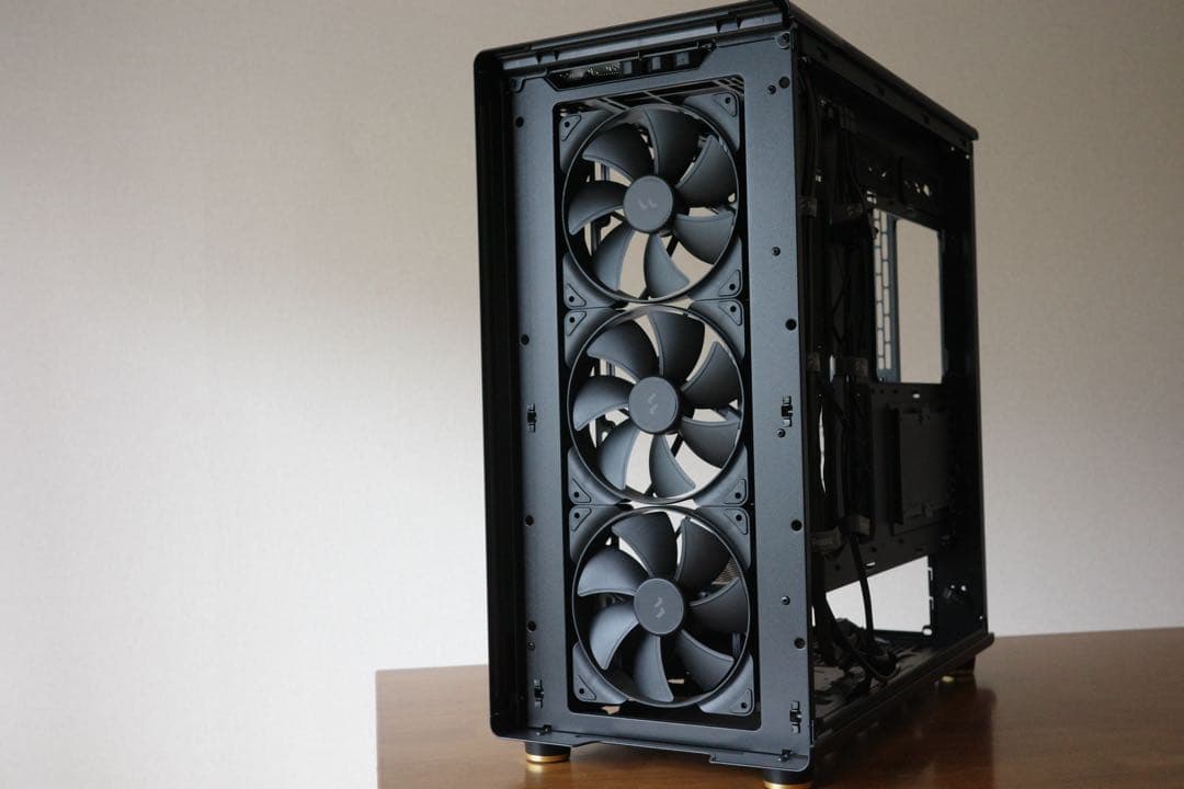 PCケース(自作PC用) Fractal Design North XL