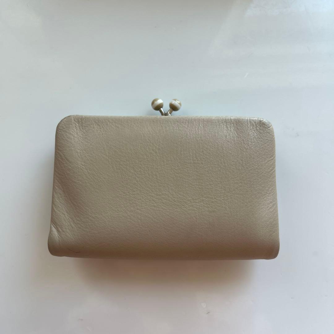 Agnes b. アニエスベー ベージュ 二つ折り財布 がま口
