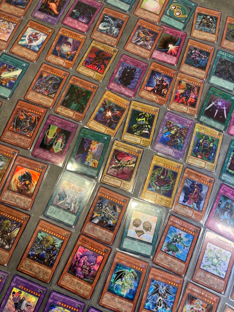 遊戯王　引退品　100枚　スーパーレア以上(約E•HEROより前時代)