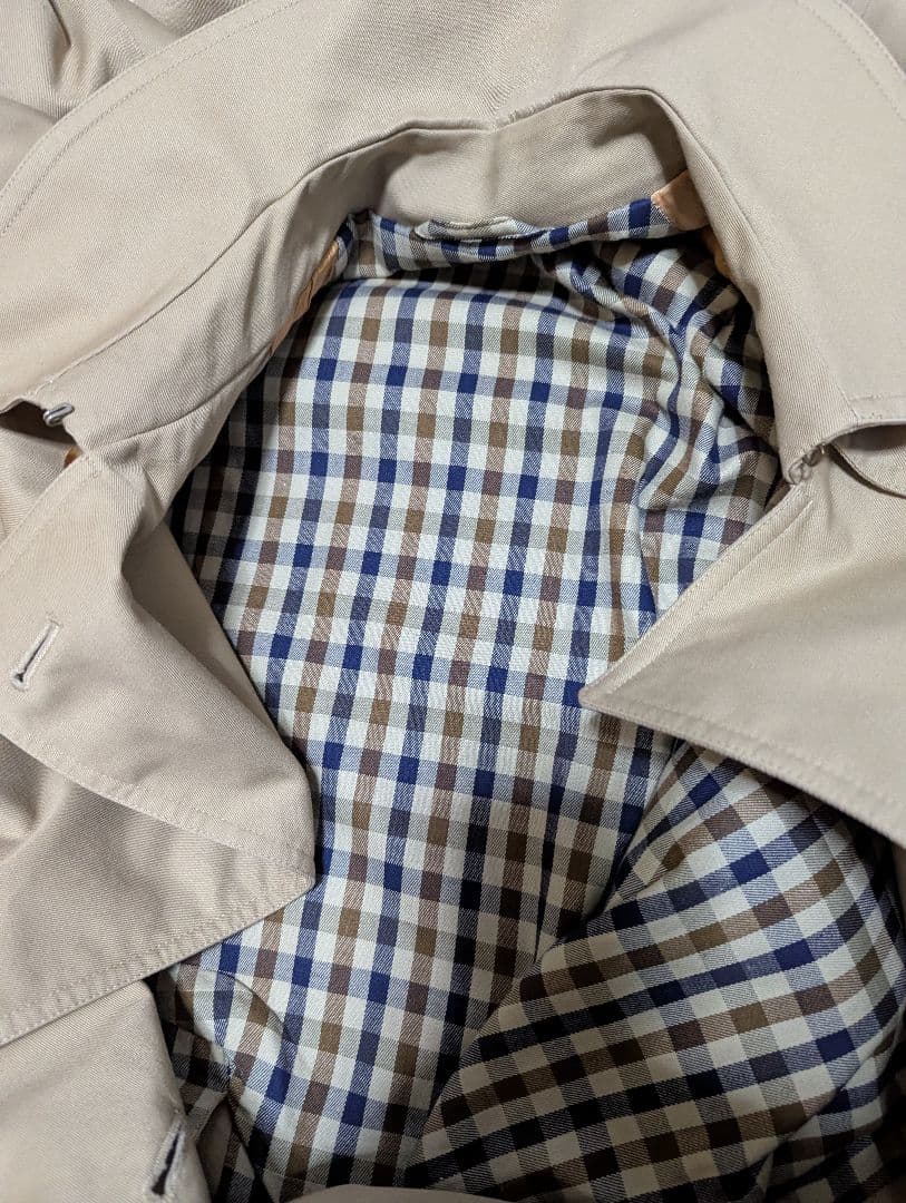 Aquascutum【アクアスキュータム】トレンチコート