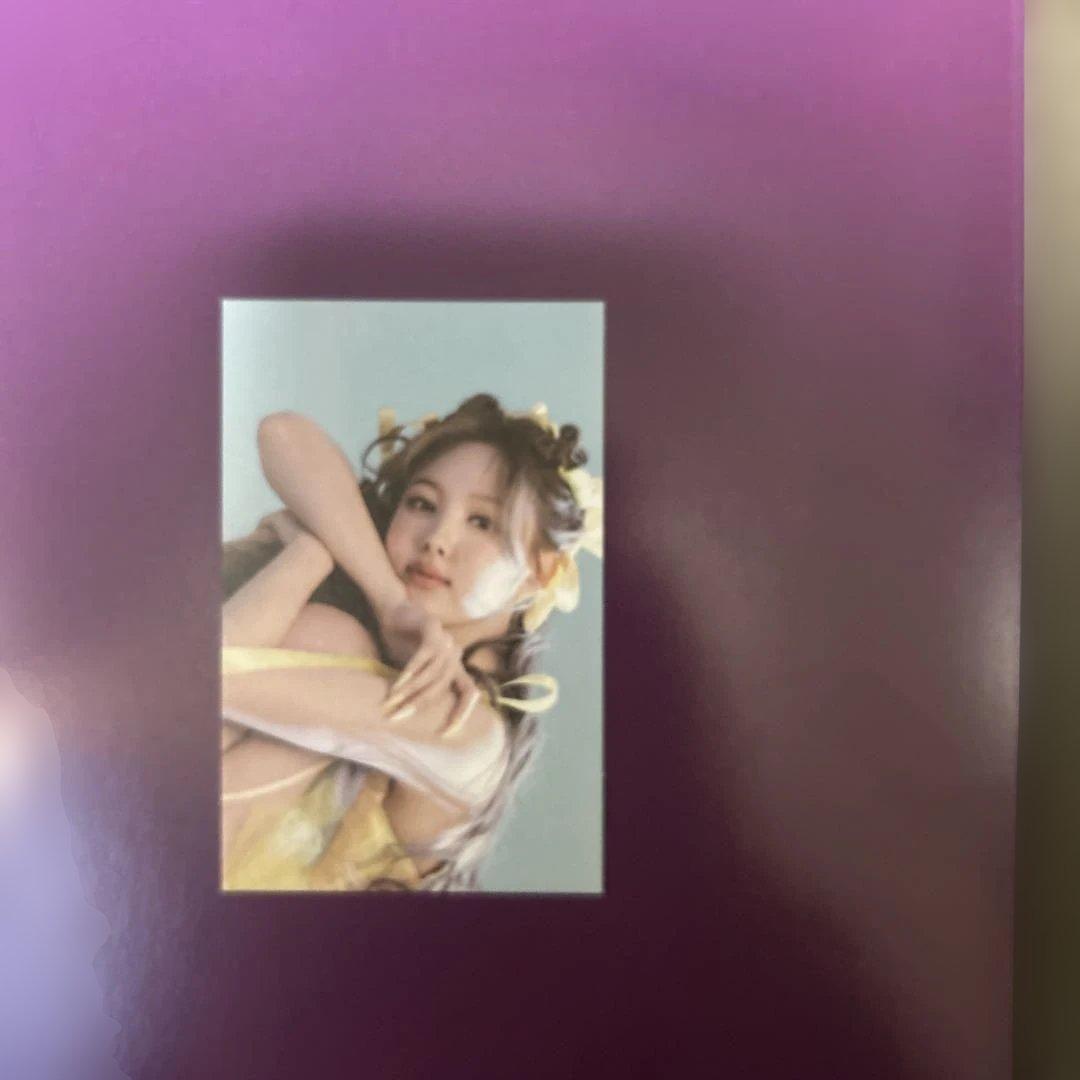 IM NAYEON ファーストミニアルバム サイン入り　ナヨン　twice
