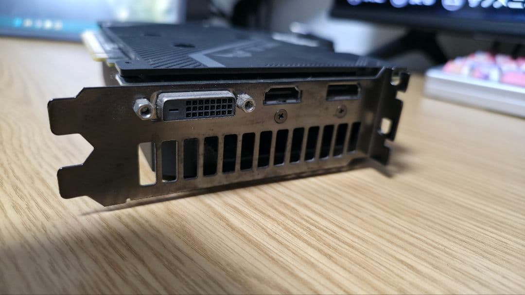 グラフィックボード・グラボ・ビデオカード ASUS TUF-GTX1660-O6G-GAMING