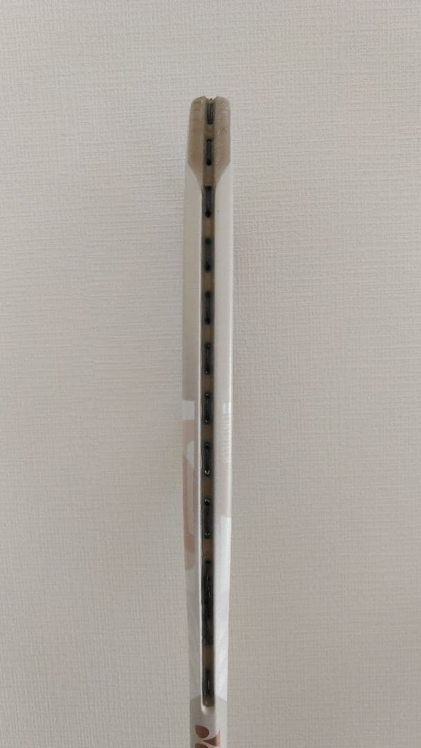 ヨネックス　Vコア98 サンドベージュ　グリップ3