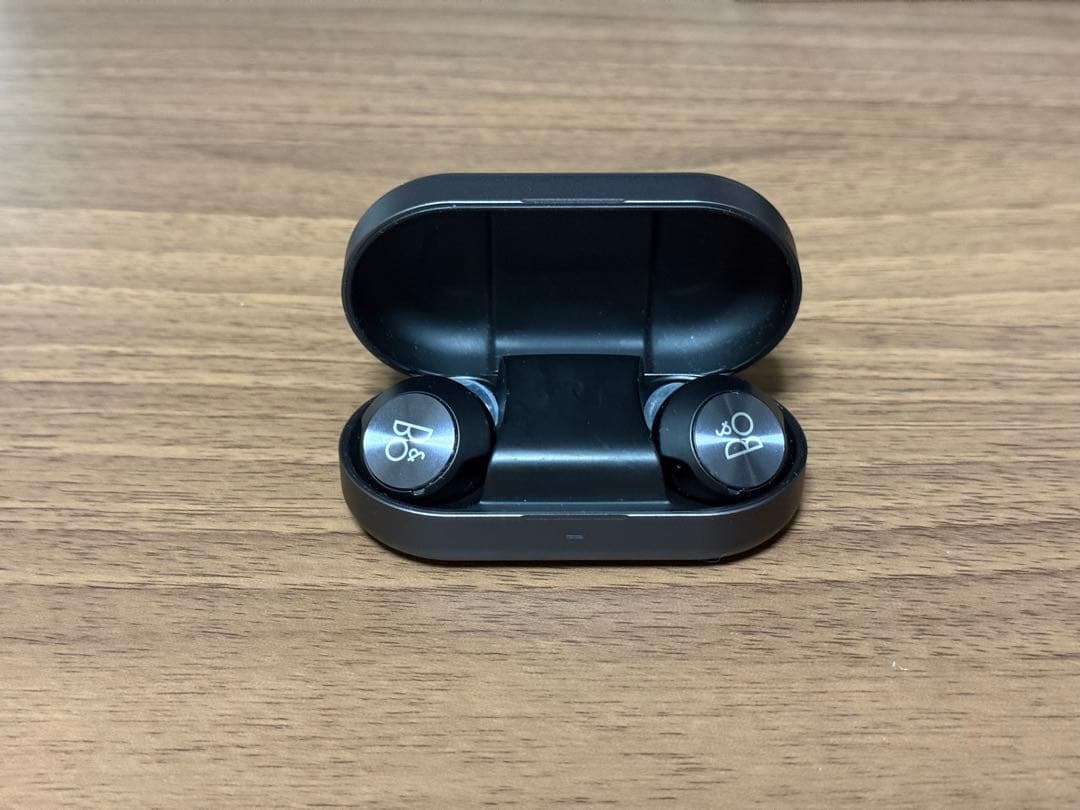 Bang & Olufsen EQ ワイヤレスイヤホン