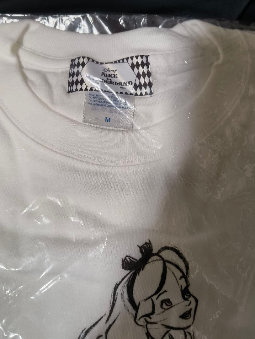 不思議の国のアリス　Tシャツ　Мサイズ