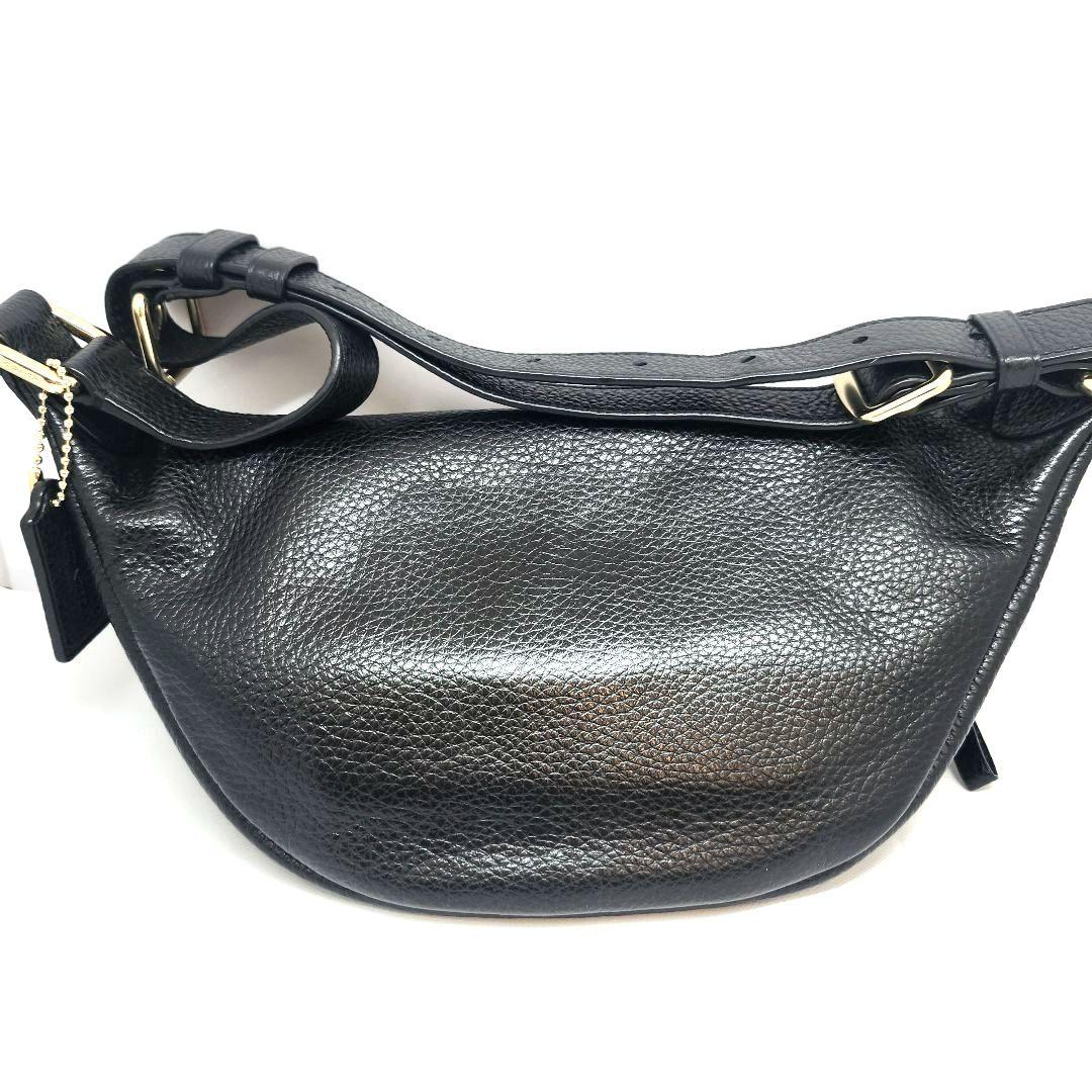 COACH 　コーチ　ボディバッグ　ブラック