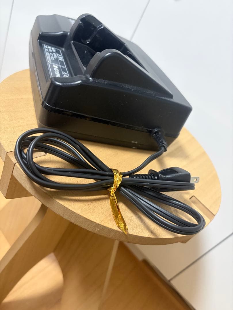 美品パナソニック　電動アシスト充電器