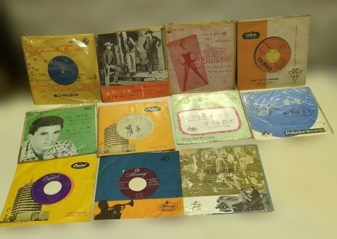 レトロ　レコード　まとめ売り31枚　ケース付き