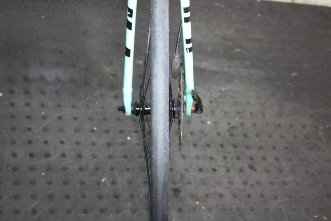 BIANCHI ROMA DISC 700C アルミ 2x8s 500mm油圧式