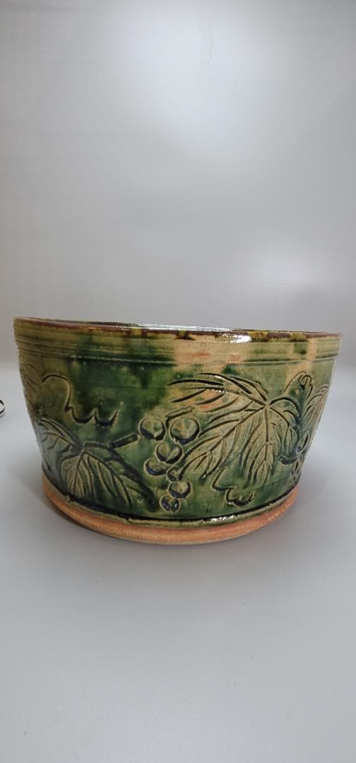 緑釉葡萄文深鉢 土居恭司作 共箱