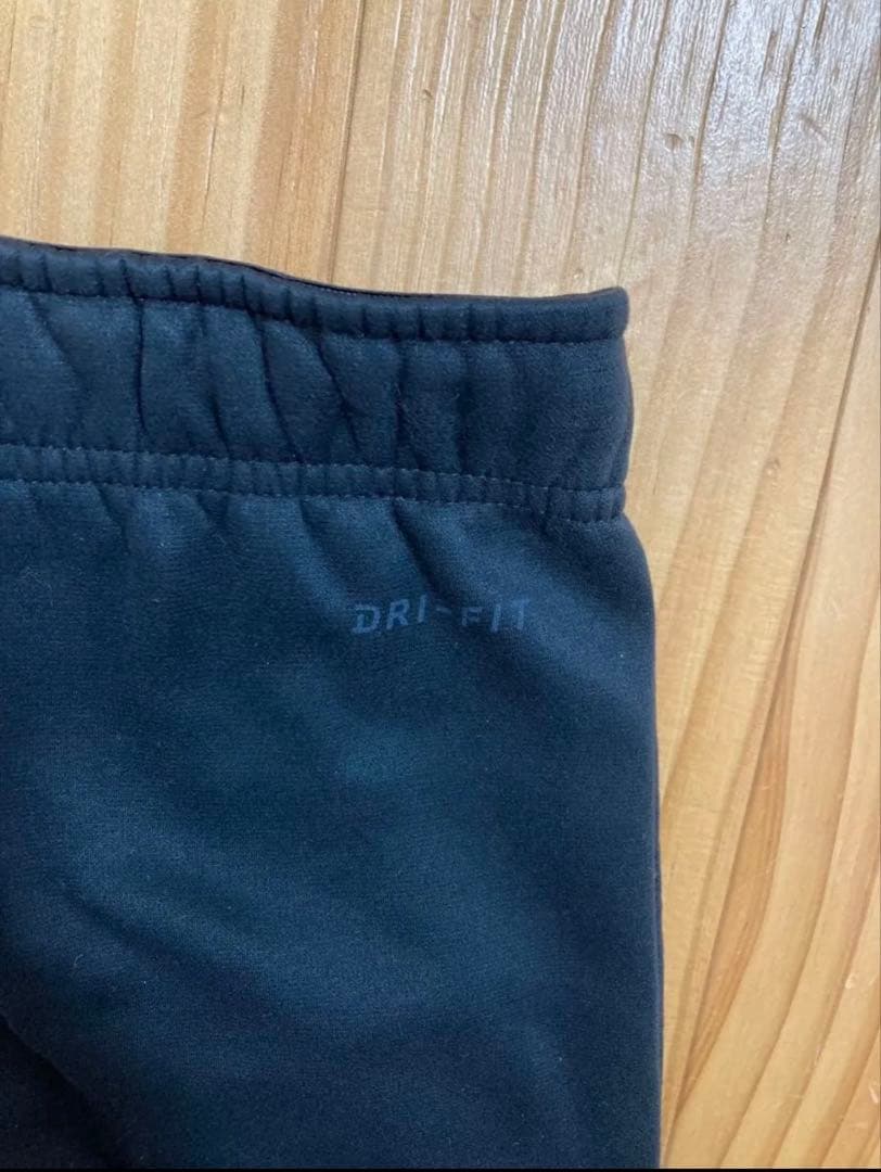 NIKE トレーニングウェア　パーカー黒　セットアップ