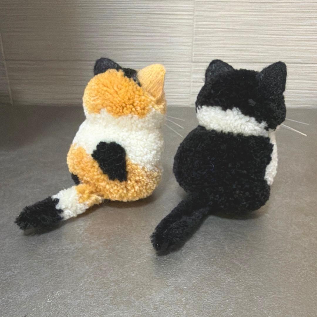 花の子るんるんページ　135 三毛猫　白黒猫