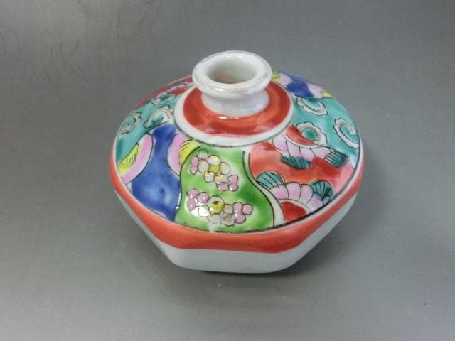 壷■赤絵油壷 花瓶 花器 一輪挿し 八角形 水滴 花唐草 捻子 時代物 骨董品■