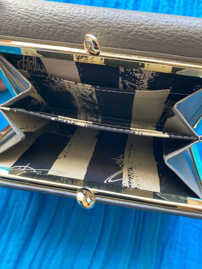 Vivienne Westwood 三つ折り財布 グレー⭐︎外箱付