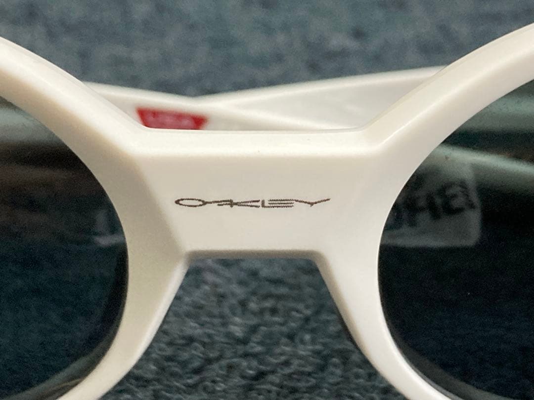 オークリー OAKLEY アイジャケット eyejacket redux 白色