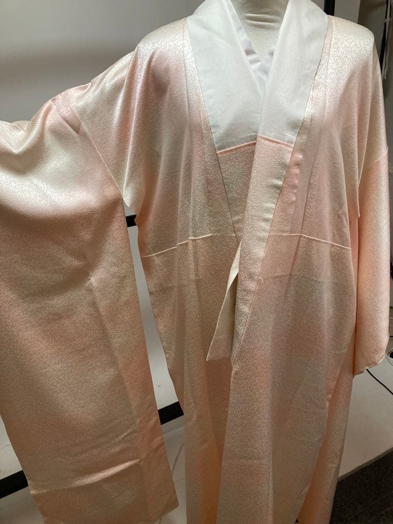 モリモリ　振袖と長襦袢(最後の画像をご確認下さい)