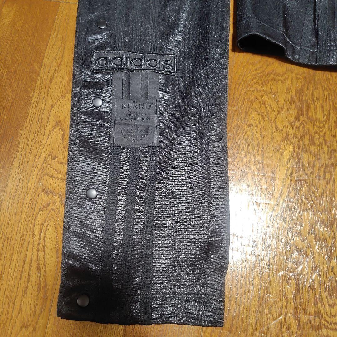 値下げ中　希少adidas スナップボタン付きトラックパンツSize O(XL)