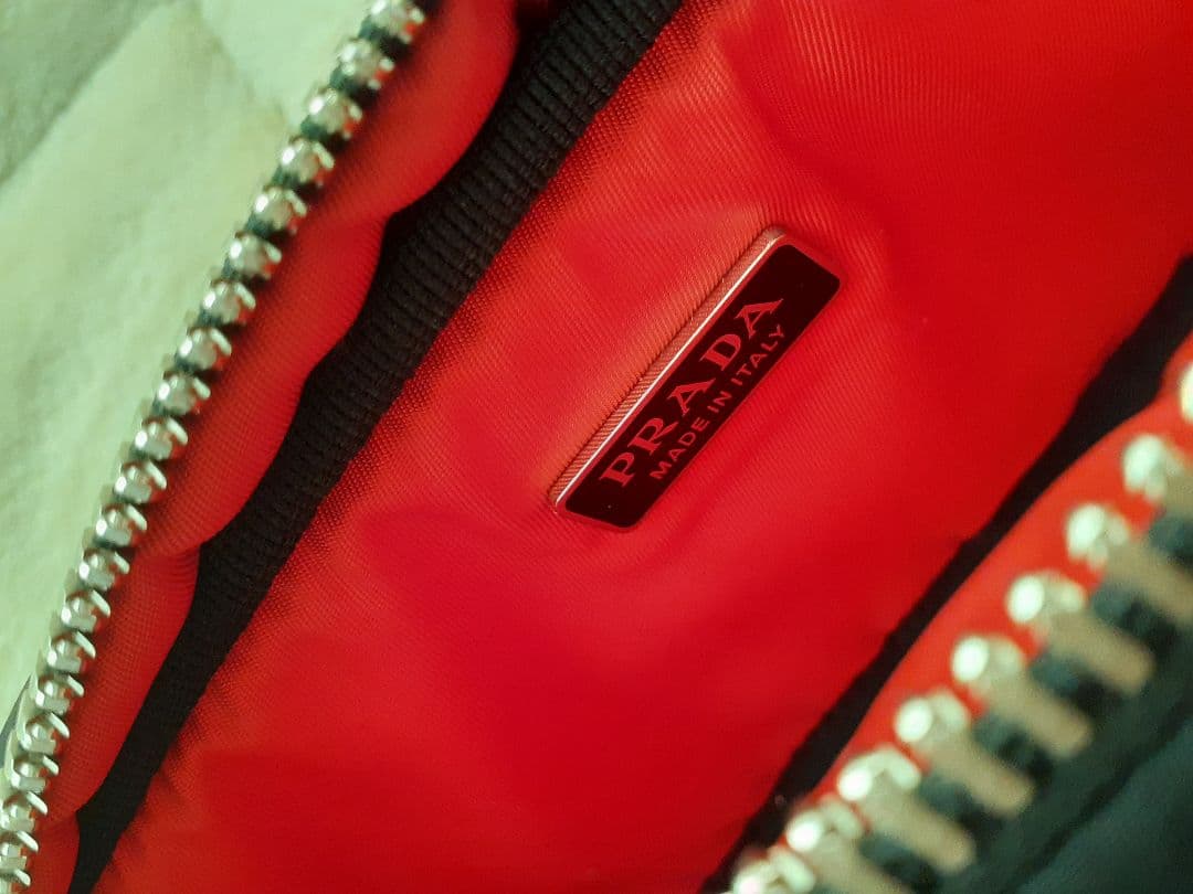 ★専用★【美品】PRADA★三角ロゴ　2WAYナイロンポシェット&クラッチ