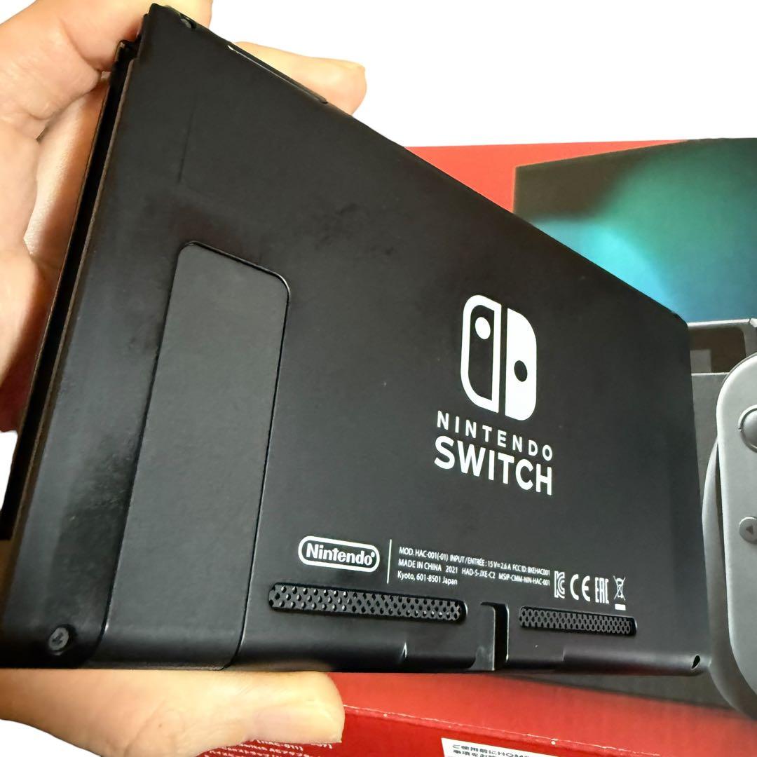 d*2様 Nintendo Switch グレー本体、付属品全てあり
