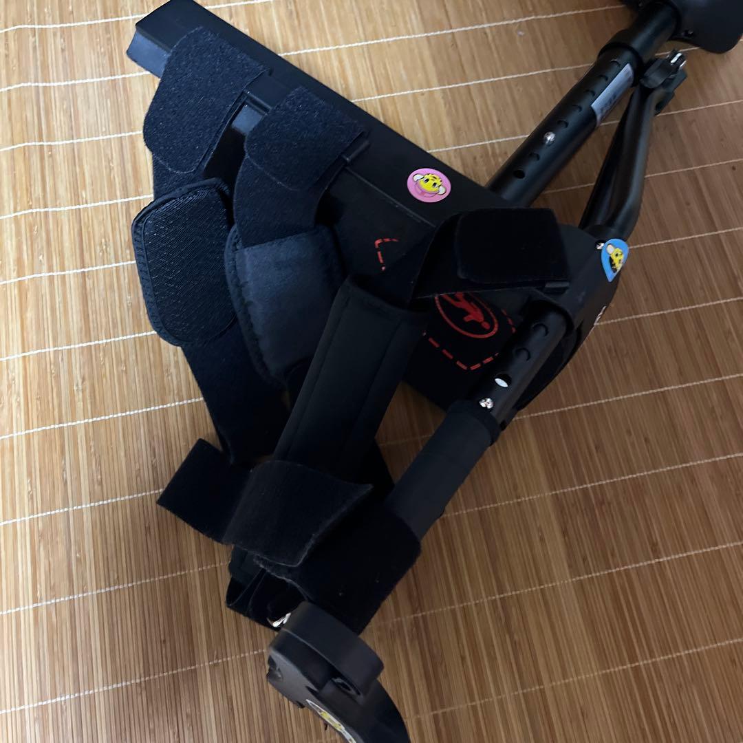 ハンズフリー松葉杖　歩行補助具