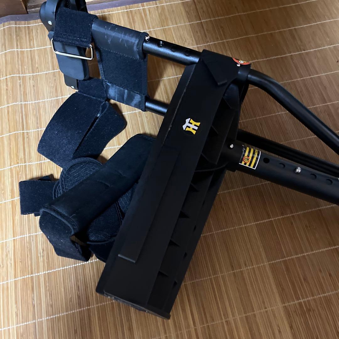 ハンズフリー松葉杖　歩行補助具
