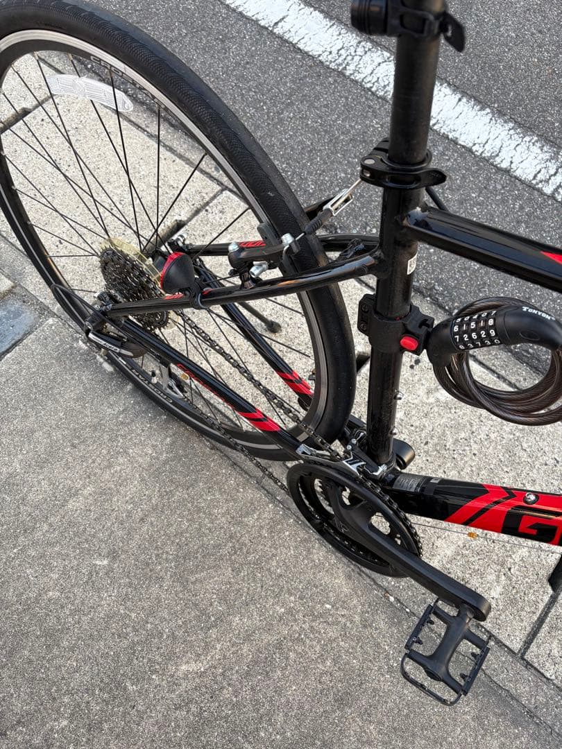清水　ジャイアントクロスタークロスバイク 黒赤 引き取り限定　愛知県