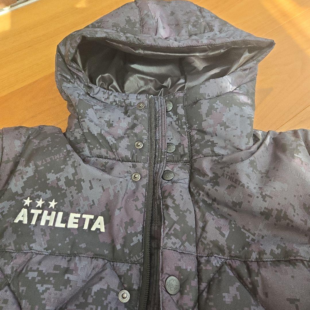 ATHLETA 迷彩柄 ベンチコート　１４０cm