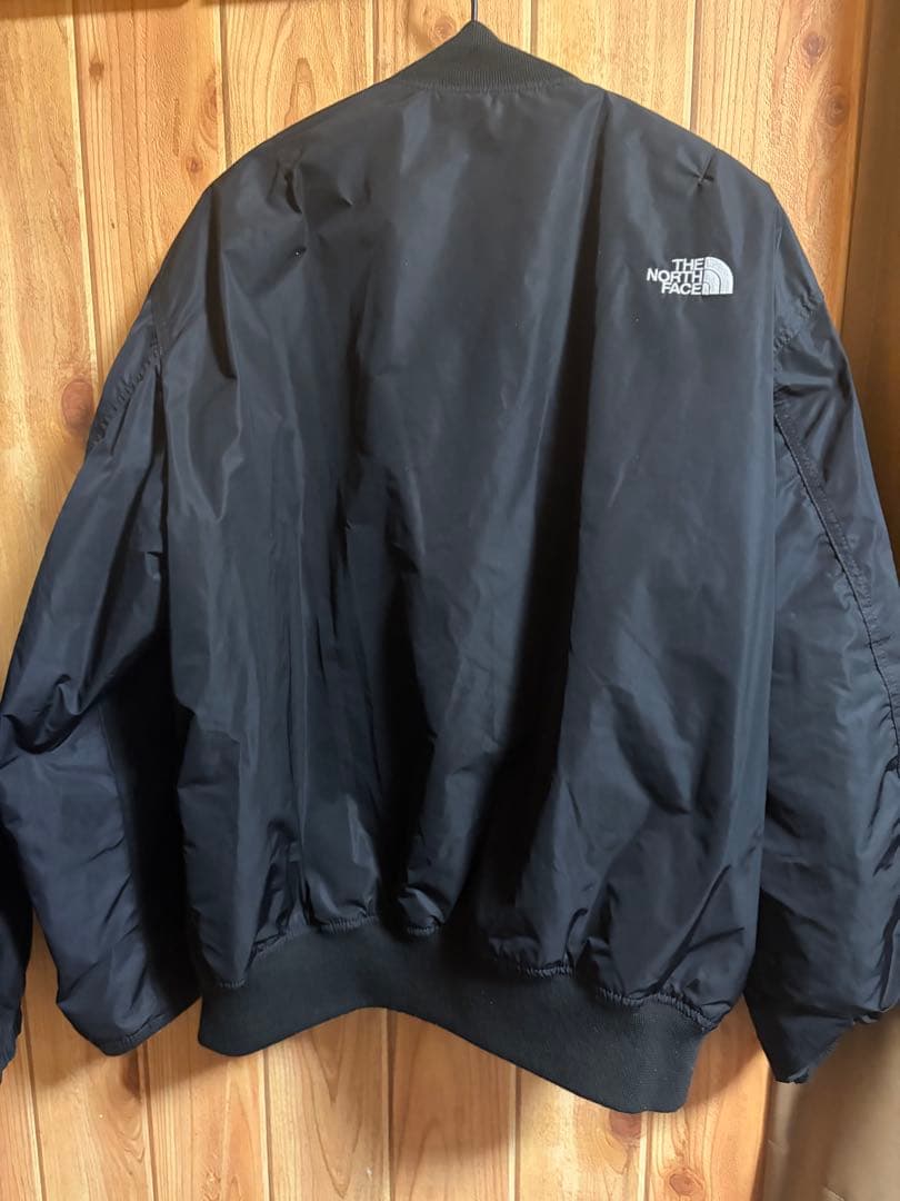 THE NORTH FACE ブラック MA-1 ジャケット【終値】