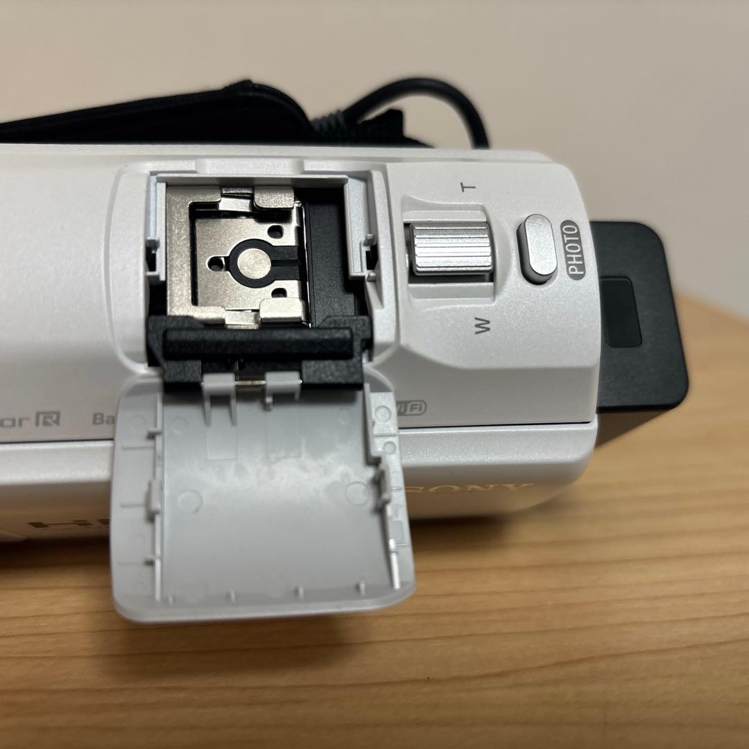 【美品】SONY HDR-CX680 ホワイト 64GB内蔵メモリ ハンディカム